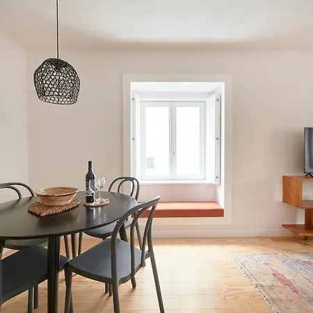 Bairro Alto - Superb
